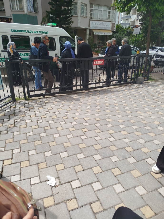 Senin hatıran beni ayakta tutacak... huzurla uyu