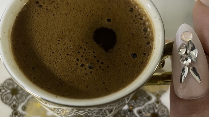 Kimler benimle kahvelenmek ister, siz kahveyi nasıl içiyorsunuz?