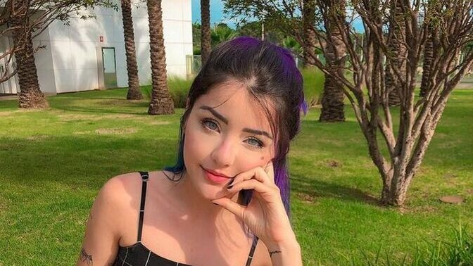 Saçlarınızı marjinal renklere boyatmak istediniz mi?