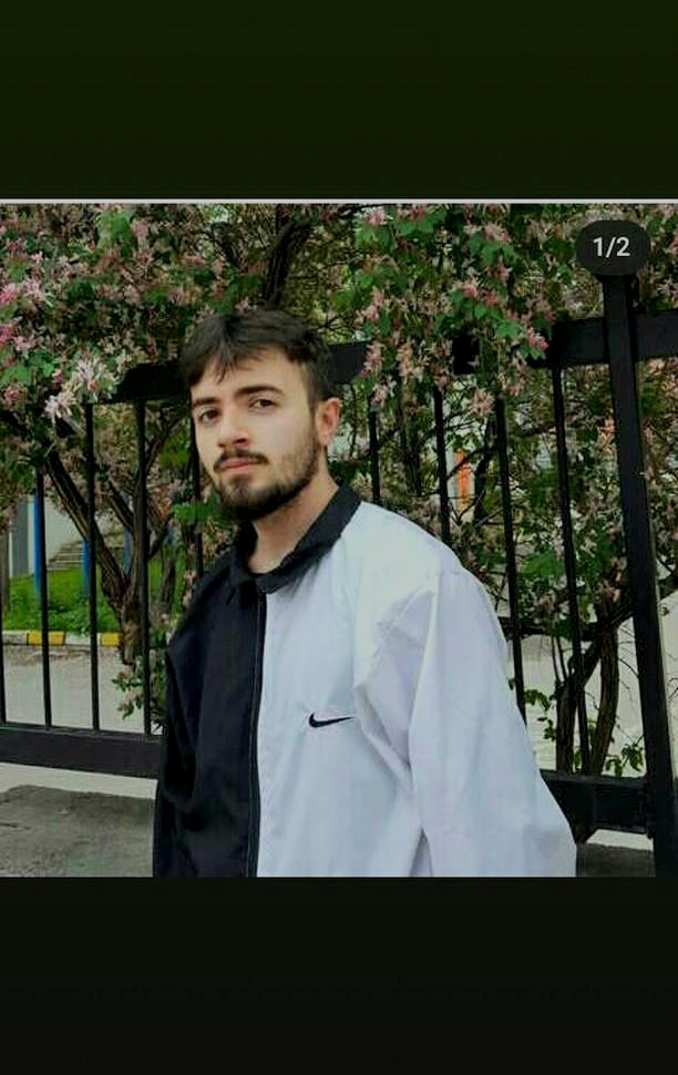 Galerinizdeki ilk foto ney?