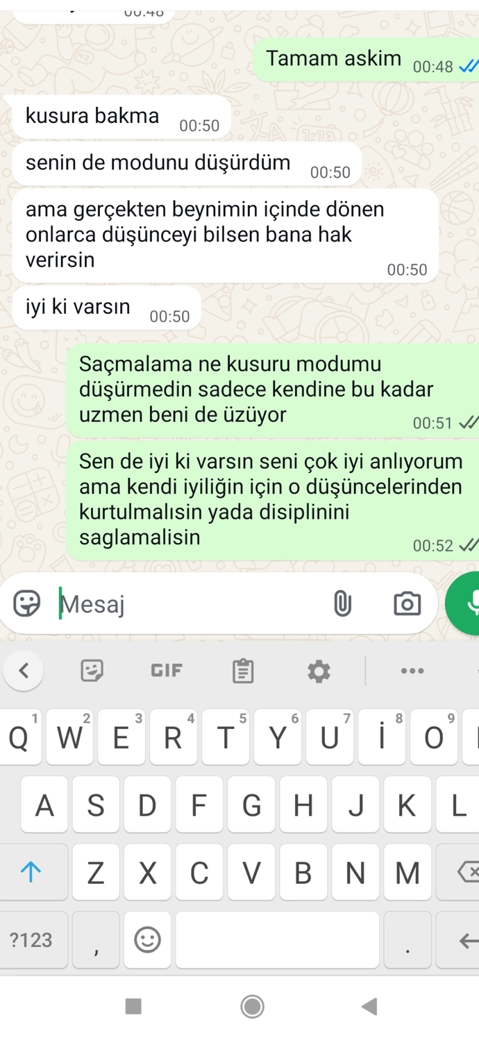 Sevgilime yazdığım mesaj çok mu sert oldu, onda kalmaktan vazgeçmekle hata mı yaptım?