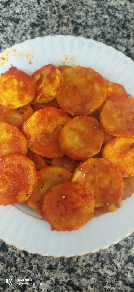 Kabağı nasıl yemeyi seviyorsunuz, kızartma mı fırında soslu mu daha lezzetli oluyor?