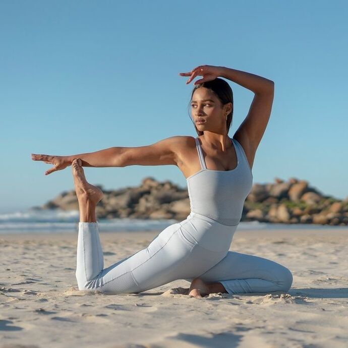 Pilatesi mi yogayı mı mükemmel derecede yapabilmek isterdin?