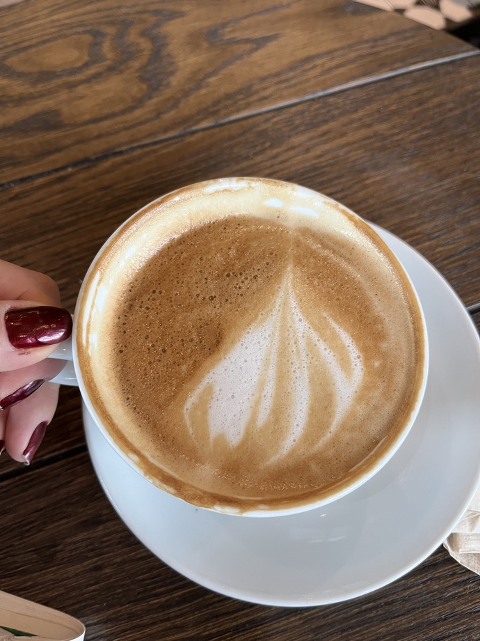 Kimlere latte ısmarlayayım?