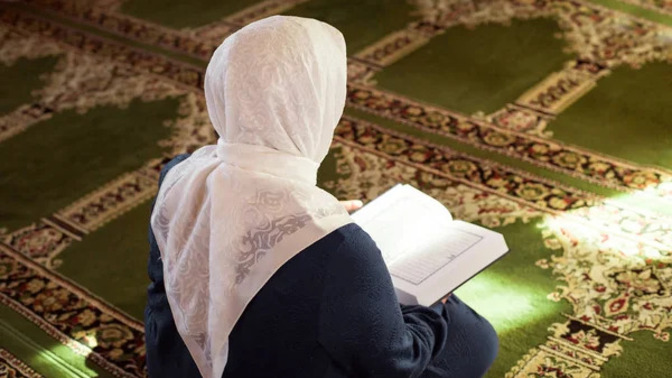 HAMİLELİĞİN ikinci ayında namaz kılamamak?