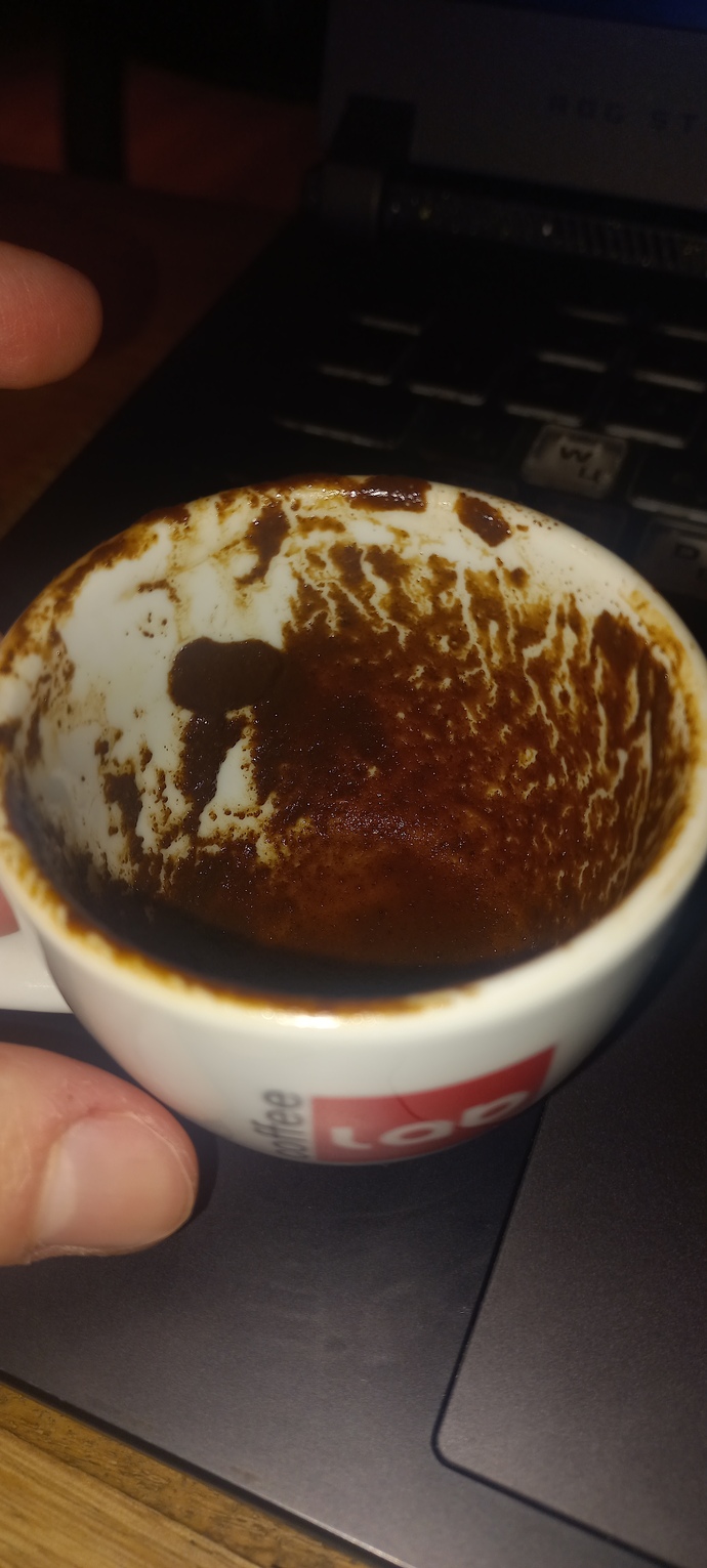 Falimda ne cikmis? hisleri yuksek olanlar yorumlar mi?