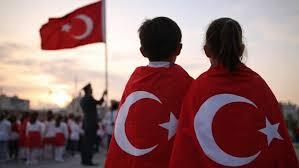 Ahmet Davutoğlu’nun 23 Nisan kutlamalarının iptal edilmesi önerisine katılıyor musunuz?