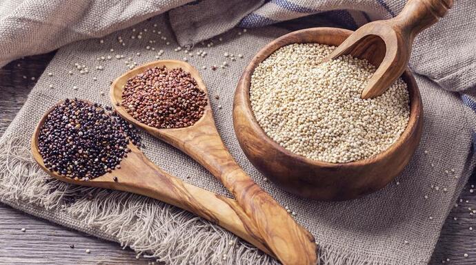 Kinoa mı, chia mı? Hangi tohum daha sağlıklı?