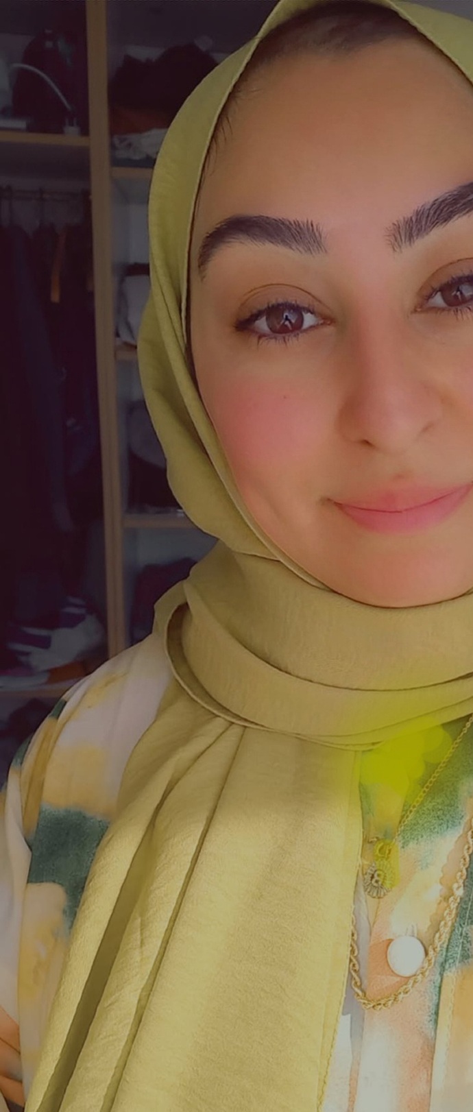 Makyajsız halini paylaşabilmek cesaret işi mi, yoksa sadece abartılıyor mu?