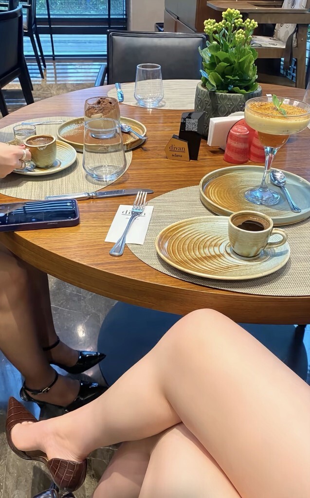 Kadınların bu kadar pürüssüz bir cilde sahip olması gerçek mi?