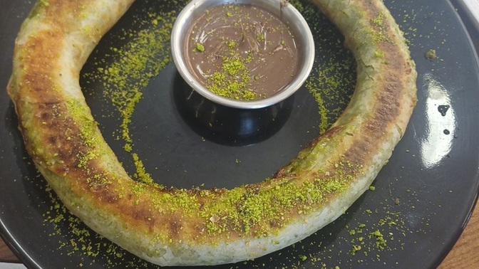 Simit katmer sevenler burada mı, sizce gerçekten uçuş modu mu bu lezzet?