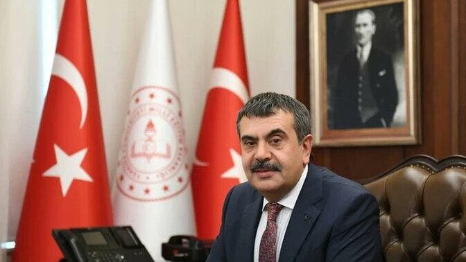 Okul saldırılarında bu kadar ölü varken neden milli yas ilan edilmedi, bu duyarsızlık değil mi?