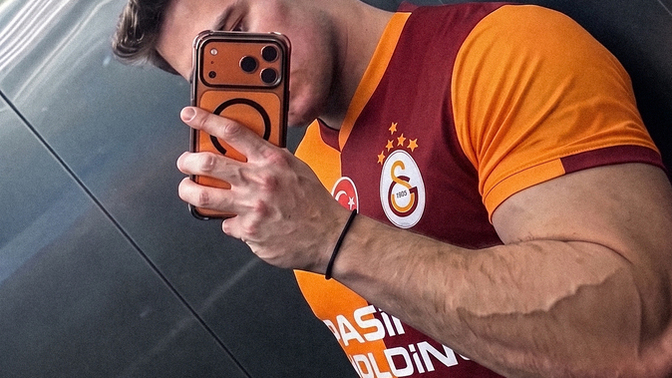 Şu an ne ile meşgulsünüz (sadece görselli cevaplar)?