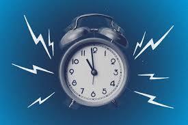 Alarm çalmadan hemen önce uyanmak sizinde başınıza geliyor mu?