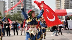 Bugün 23 Nisan  Ulusal Egemenlik ve Çocuk Bayramı! Atatürkün en sevdiğiniz sözü hangisi?