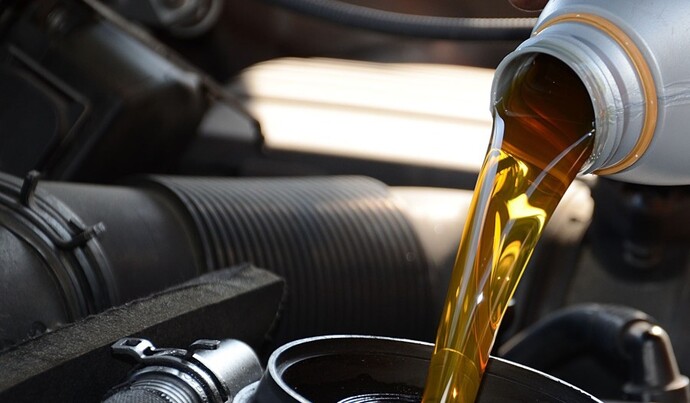 Araba Motor yağın da en iyi marka nedir sizce hangi markayı tercih ediyorsunuz?