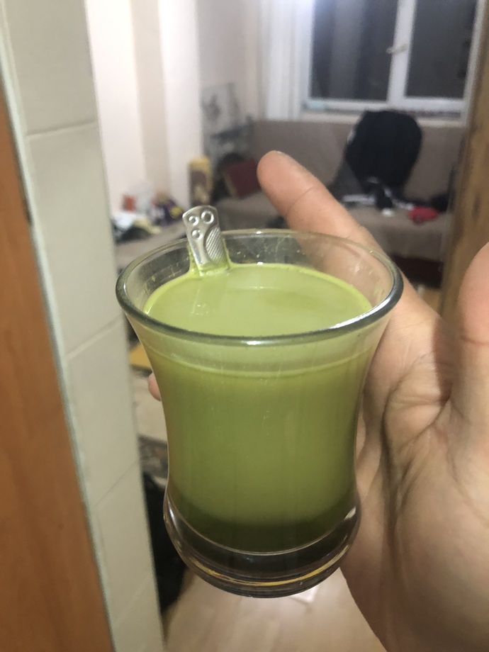 Bu mocha denen şeyi kim neden ve nasıl içiyor anlamadım seven var mı gerçekten?