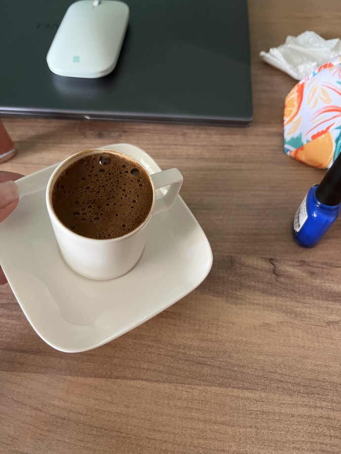 Kimlere 23 Nisan kahvesi ısmarlayayım?