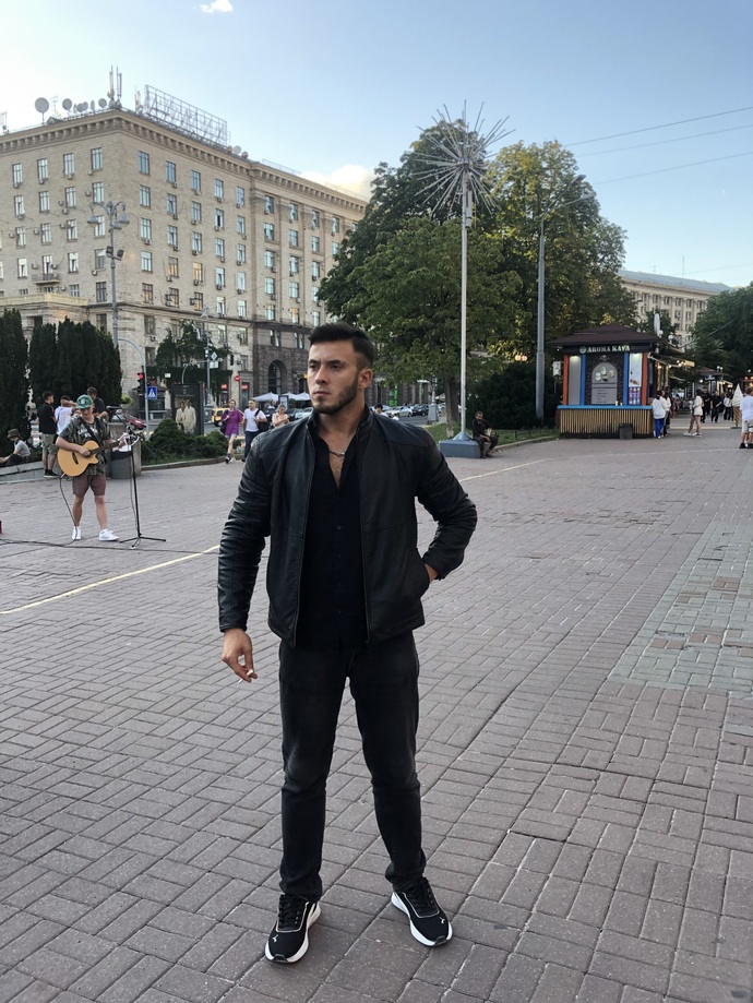 Profesyonel MMA dövüşçüsü olarak tarz ve stilimi yorumlarsanız sevinirim arkadaşlar?