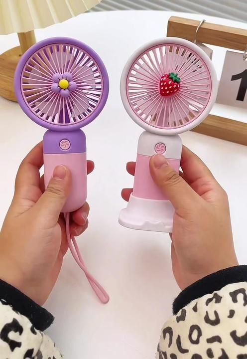 Mini el fanı kullanan var mı?