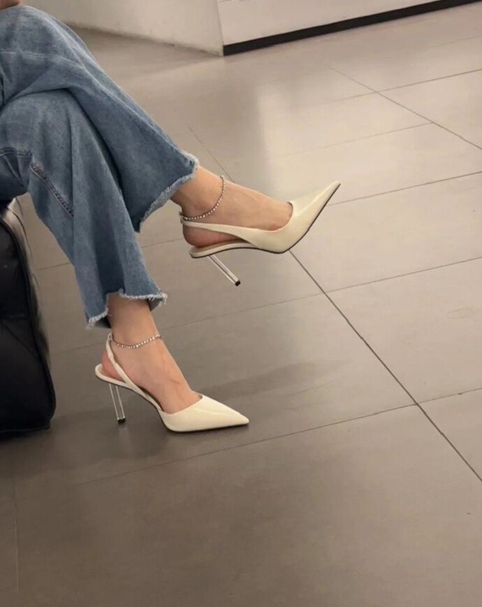 Stiletto (sivri) ayakkabılar seksi mi yoksa çirkin mi?