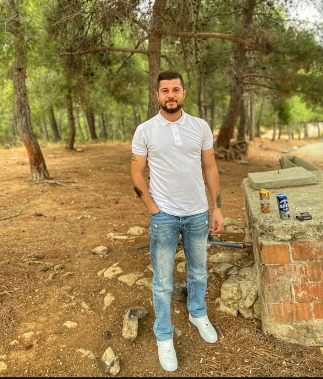 Hangisi daha fotojenik duruyor, kamera karşısında daha iyi çıkan seçenek hangisi?