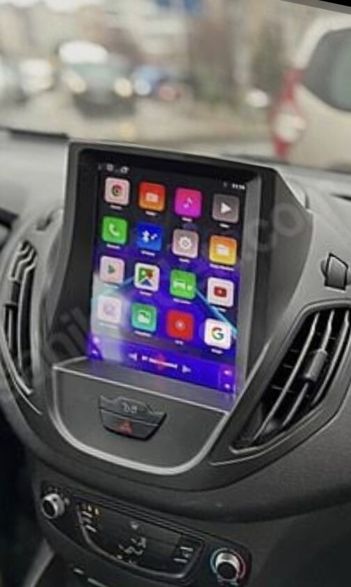 Ford Courier 2015’e Tesla ekran veya Android CarPlay takarsam ceza yer miyim, 2018 modellerin ekranı uyar mı?