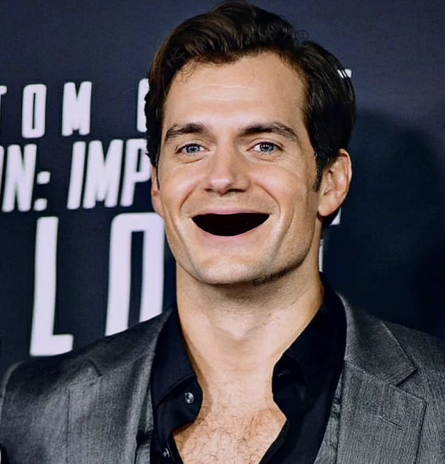 Henry Cavill gerçekten yakışıklı mı yoksa sadece karizmatik mi?