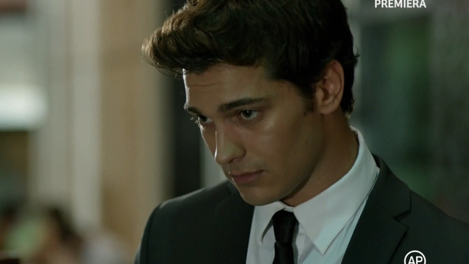 Çağatay Ulusoy'un en çok hangi dizideki hali yakışıklı?