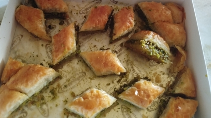 Şerbetli tatlılar mı sütlü tatlılar mı daha az kilo aldırır, hangisini seçiyorsun?