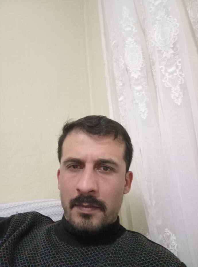 Arkadaşlar yüz tipim nasıl, yakışıklı mıyım dürüstçe yorumlar mısınız?