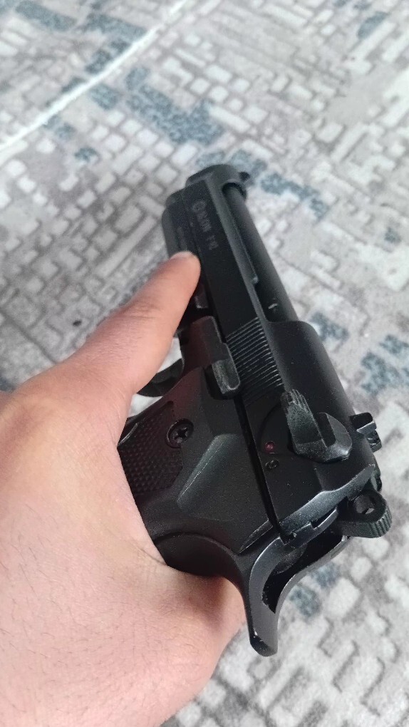 Daha önce hiç silah kullandın mı?