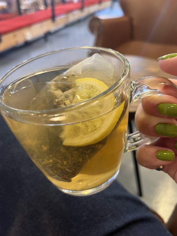 Kim nane limon içmek ister?