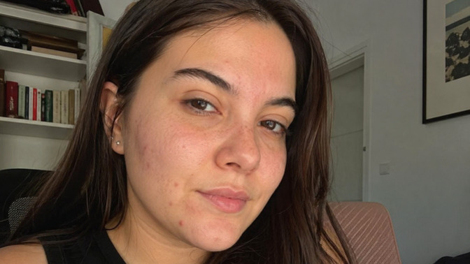 Sizce cirkin miyim kendimden nefret ediyorum off ve beni mutlu etmek icin yalan soylemeyin?