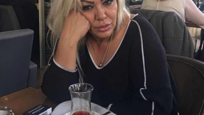 Ciddi dusunen amaci farkli olmayan anlayisli efendi oturmasini kalkmasini bilen olgun bir erkek var midir?