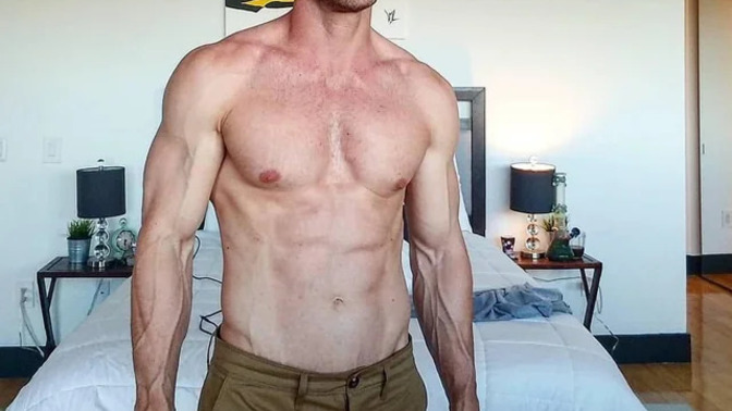 Johnny Sins’e platonik aşık olmak normal mi, bu takıntılı duyguyla nasıl başa çıkabilirim?