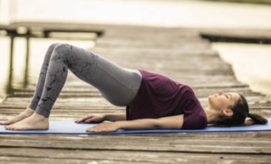 Köprü egzersizinin faydalarını biliyor musun, düzenli köprü/glute bridge hareketi yapıyor musun?