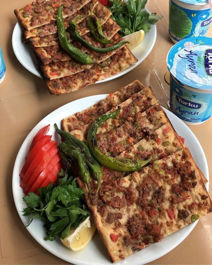 Kıymalı pide sever misiniz?