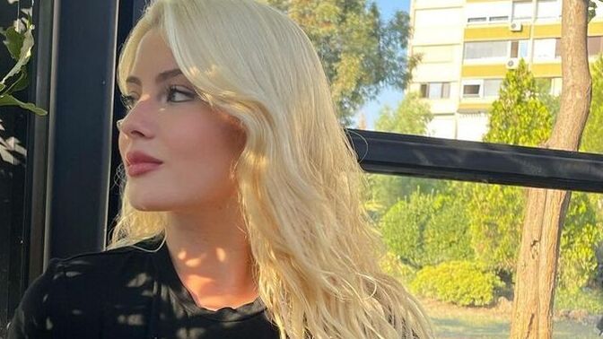 Sarışın olmanın ayrı havası mı var?
