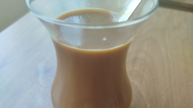 Çay mı kahve mi, hangisi seni daha çok kendine getirir?
