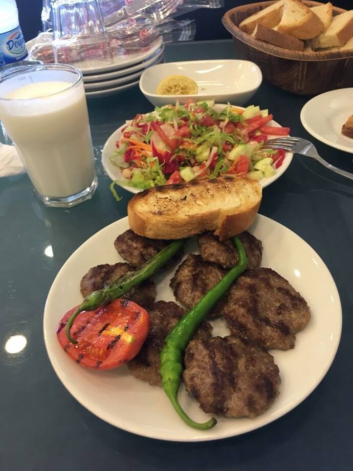 En son nerde ızgara köfte yediniz?
