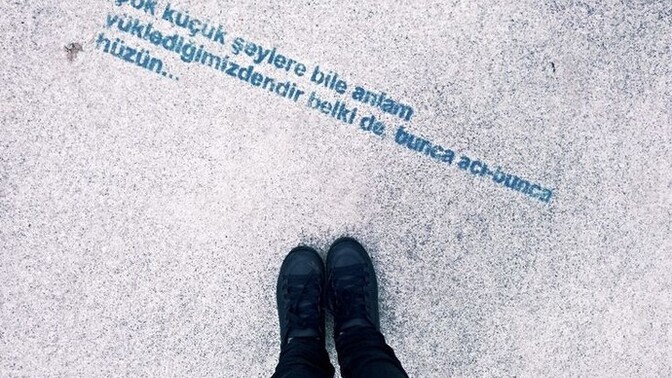 Herşeye bir anlam yüklermisin?
