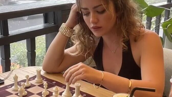 Bir satranç taşı olabilseydin sen hangi taş olmak isterdin?