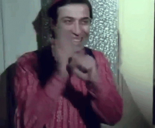 Seçilmeyi mi beklemeliyiz yoksa sevilmemeyi mi kabullenmeliyiz?