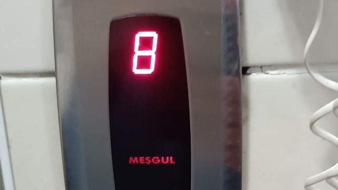 Siz de asansör beklemekten nefret ediyor musunuz, hep üst katlarda bu çileye nasıl çare bulunur?