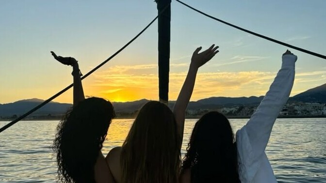 Yakın arkadaşlarınla ne sıklıkla iletişim kuruyorsun?