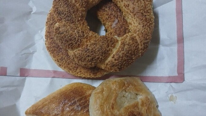 Gevrek ve boyoz sevenler burada mı, siz de gece geç saatte yemeyi sever misiniz?