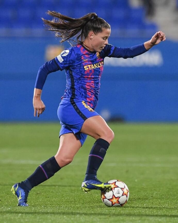 Erkek adam Kadın Futbol Takımı tutar mı, Kadın Futbol Takımını sadece kadınlar mı tutar?