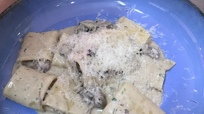 Mantarlı kremalı paccheri makarna sever misiniz?