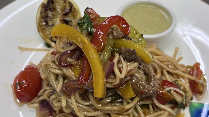 Etli sebzeli noodle sever misiniz?